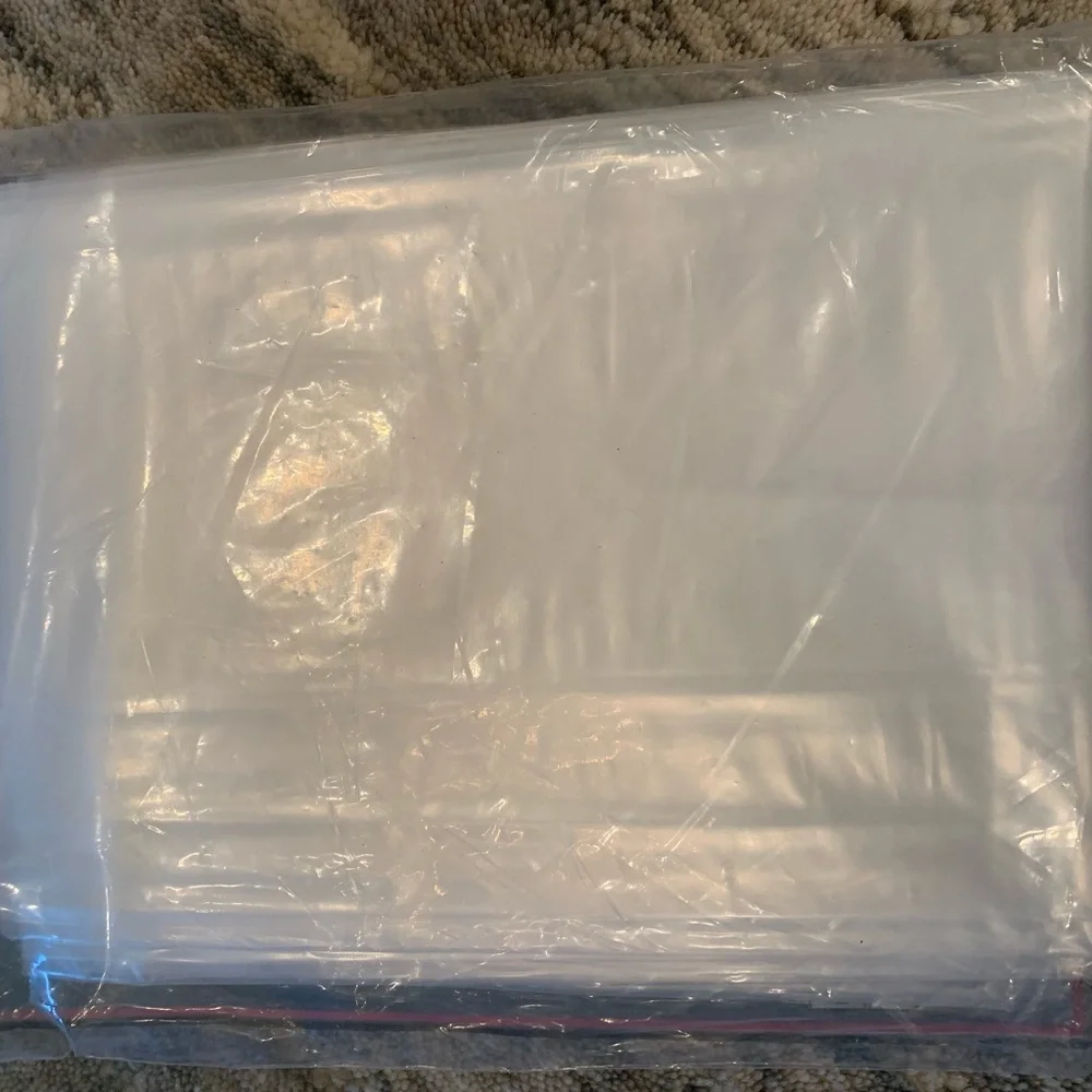 Full/Twin Universal Mattress Bag. Heavy duty 2.0 mil polyethylene mattress bag